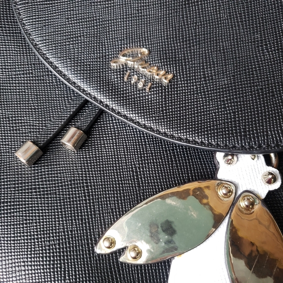 Guess Backpack Purse Bee Black INC Wallet Fashion Bundle Studs Rocker Chick - Picture 7 of 16